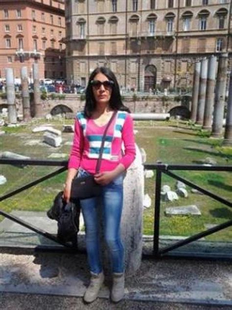 donna cerca uomo tirrenia|Escort Pisa, annunci ragazze 